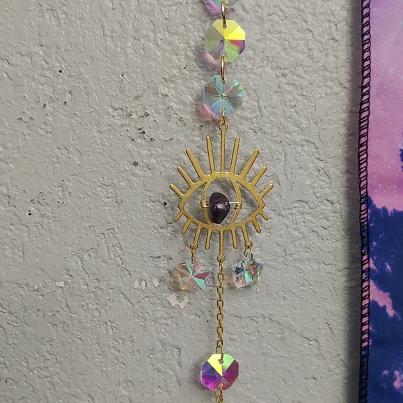 Crystal Eye Sun Catcher - Picture 2 of 6